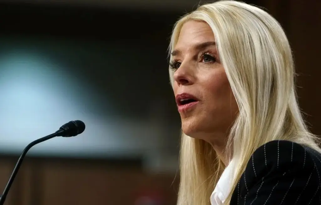 Imagen Maduro y su esposa son acusados de cuatro cargos en EU: Pam Bondi