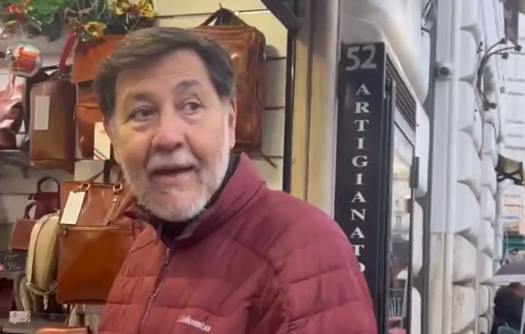 Imagen Increpan a Fernández Noroña en Roma; así reaccionó el morenista (+Video) 