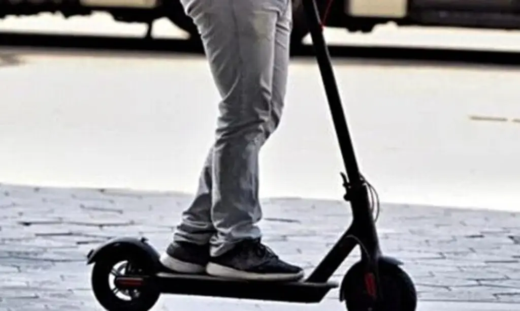 Imagen Piden actualizar reglamento de tránsito para regular patines y motos eléctricas
