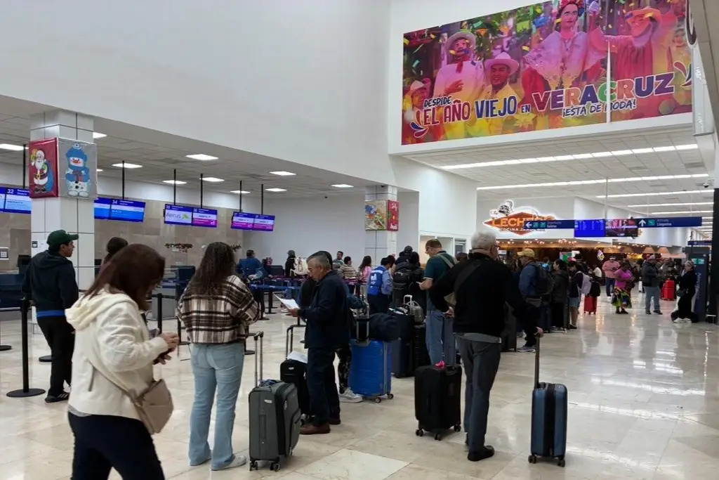 Rompen récord en movimiento de pasajeros en el aeropuerto de Veracruz 