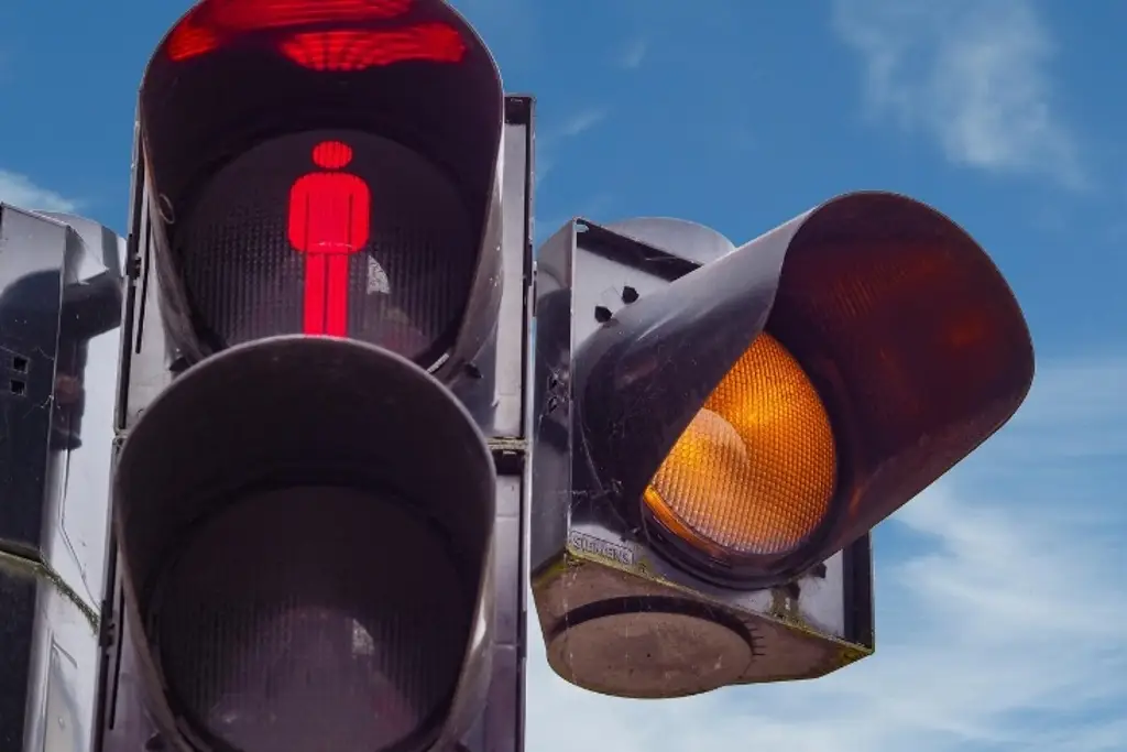 ¿Sabías que pasarse un semáforo en ámbar es multa en Veracruz? 