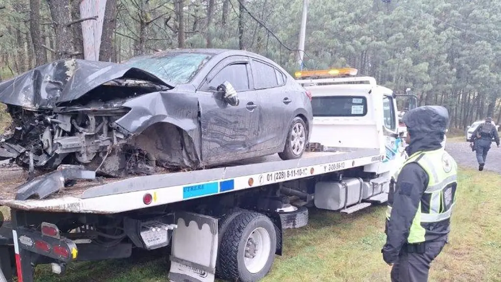 Imagen Hay cierre parcial de circulación en carretera de Veracruz; conoce a qué altura