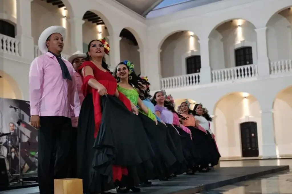 Imagen Ballet Folklórico de Veracruz‘Alma Jarocha’ realizará evento gratuito por aniversario