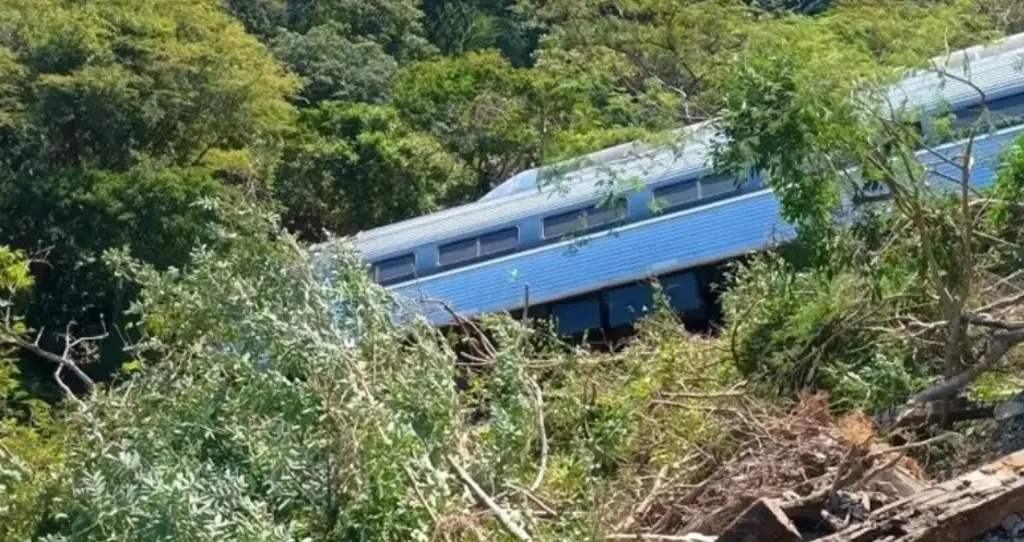 Investigan posibles omisiones en descarrilamiento de Tren Interoceánico en Oaxaca 