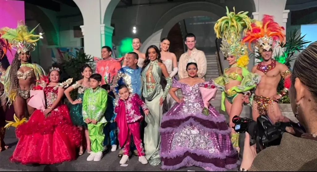 Imagen Con música y alegría; Así se realizó la presentación de la Corte Real del Carnaval de Veraruz