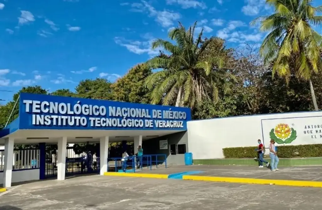 Imagen Maestros del Tecnológico de Veracruz se quejan de falta de pago de sueldos y prestaciones 