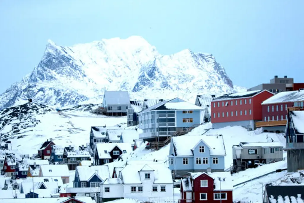 Imagen Donald Trump amaga con poner aranceles a países que no apoyen a EU para tomar Groenlandia