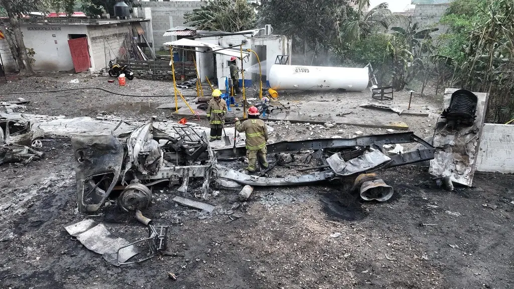 Imagen Abren carpeta de investigación por explosión en gasera en Río Viejo, Tabasco 