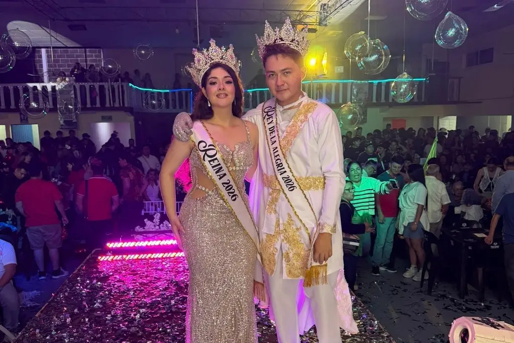 Imagen Eligen a la Corte Real de la Candelaria en Soledad de Doblado 