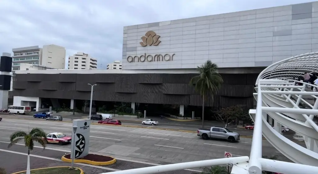 Imagen Aún no instalan módulos para trámites de placas anunciados en Veracruz 