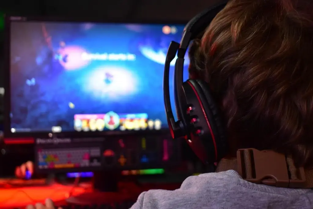 Imagen Streaming de Videojuegos en Español: 98 Millones de Horas Posicionan al Idioma Como Segundo en Twitch