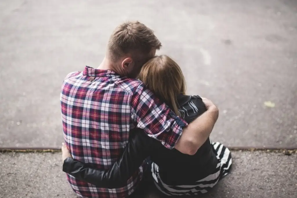 Imagen ¿Conoces los beneficios de abrazar? Aquí te contamos 