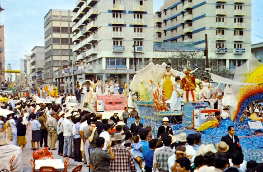 Imagen Así eran antes los desfiles del Carnaval de Veracruz