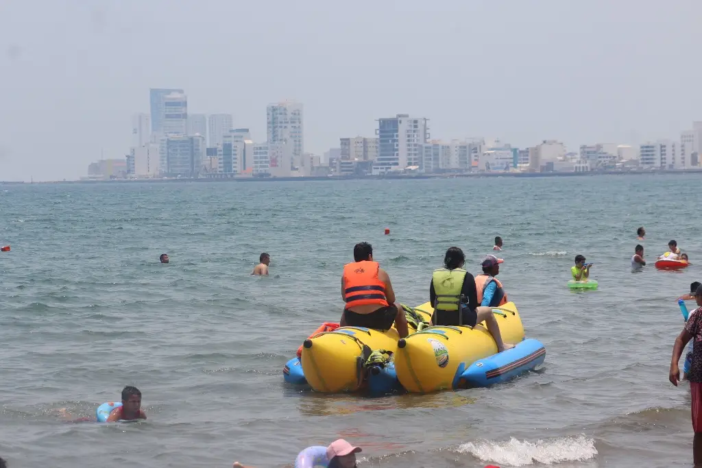 Imagen Bandera roja en playas por viento del norte en Veracruz, ¿cuándo? 