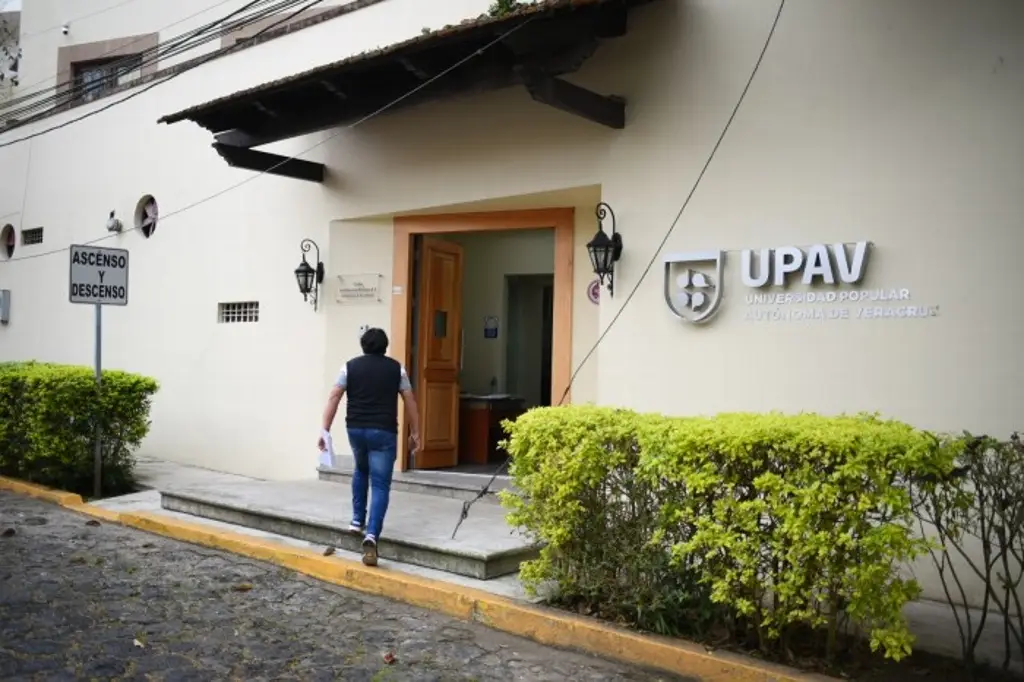 Imagen Vinculan a proceso a exfuncionarios de la UPAV por desvío millonario