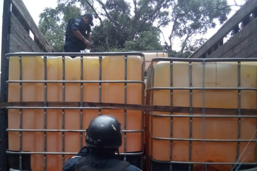 Imagen Se encontraron 221 tomas clandestinas durante 2025, reporta Pemex