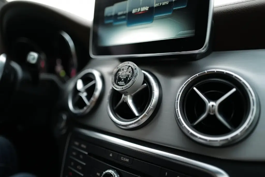 Imagen Automovilista pide que le regresen el dinero porque emplacó y 'no le tocaba'