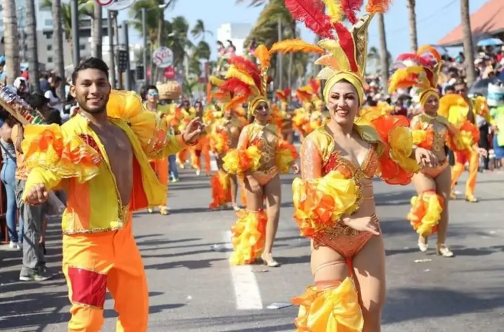 Imagen Confirman presencia de delegación de Cuba y Colombia para Carnaval de Veracruz 