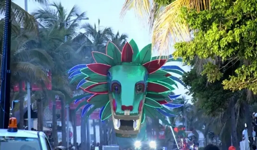 Imagen Estos son los objetos prohibidos en desfiles y conciertos del Carnaval de Veracruz