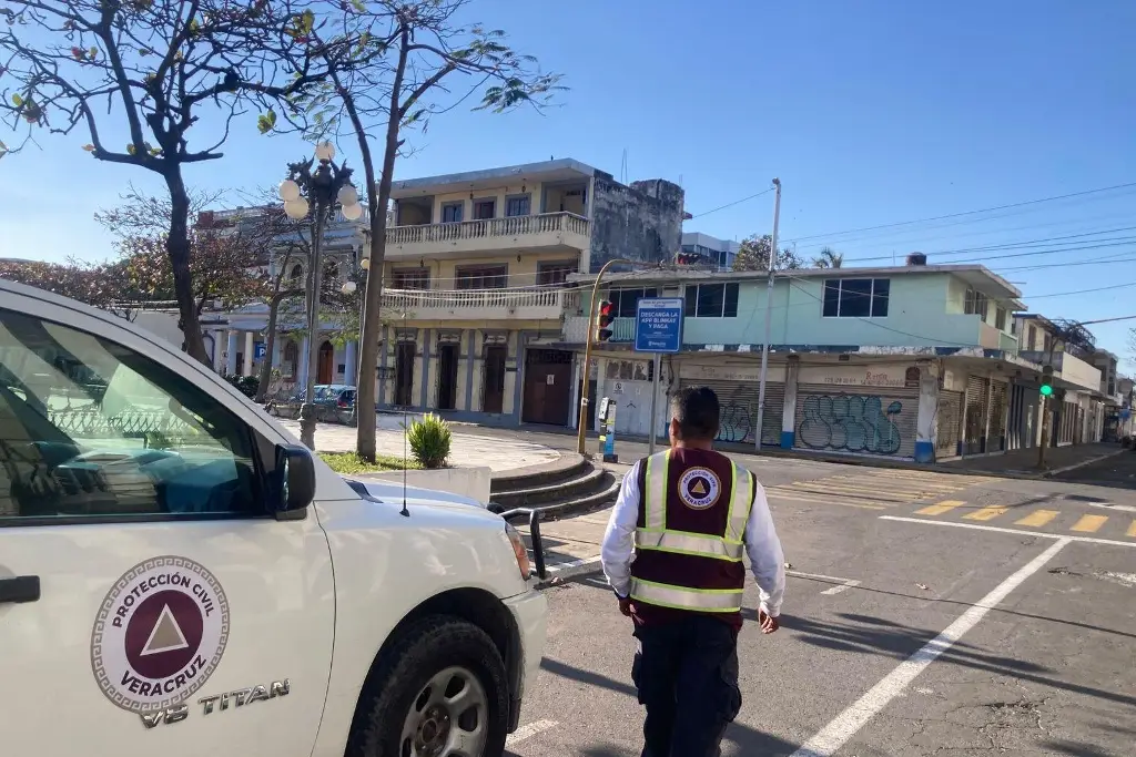 Imagen Activan protocolo de atención en el puerto de Veracruz tras sismo de magnitud 5.7