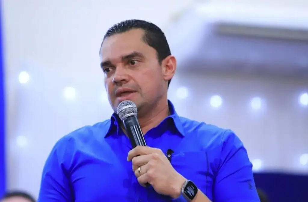 Imagen Presidente del congreso de Honduras advierte que no habrá alquiler de 100 carros para diputados
