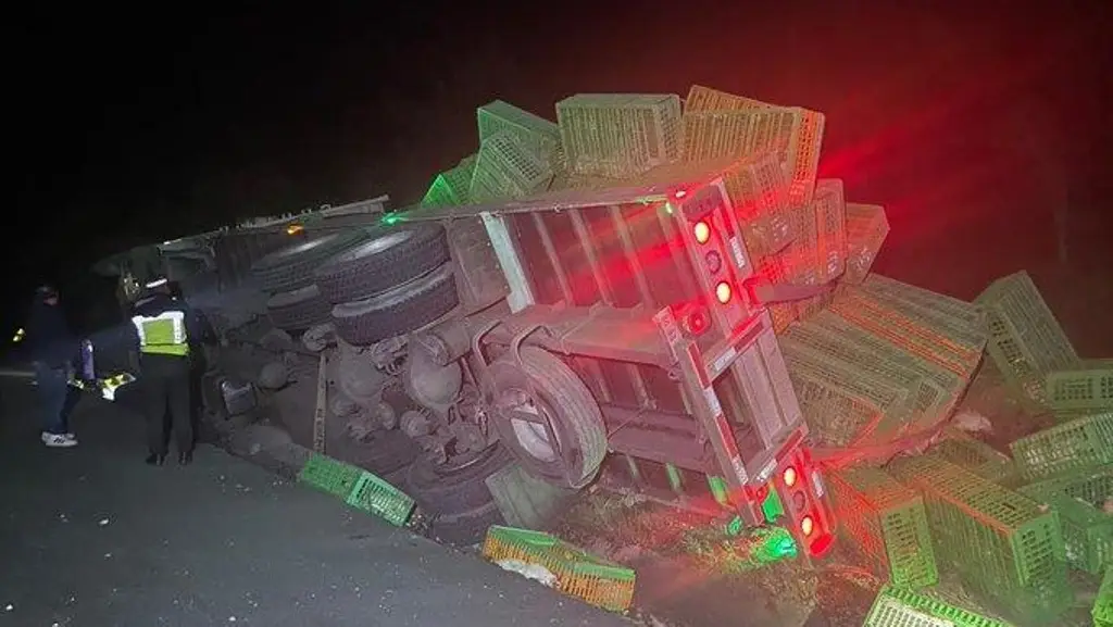Imagen Cierre total por accidente en esta carretera de Veracruz. Precaución