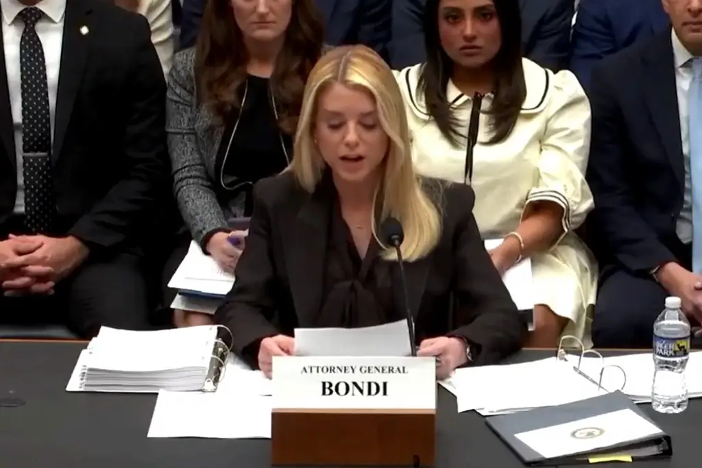 Imagen Militares están derribando drones de cárteles. Eso es lo que nos debería importar: fiscal de EU (+Video)