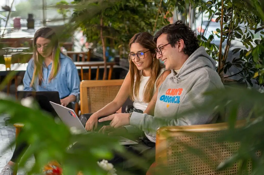 Imagen Trabajar mejor, no más: cómo la productividad está cambiando en México