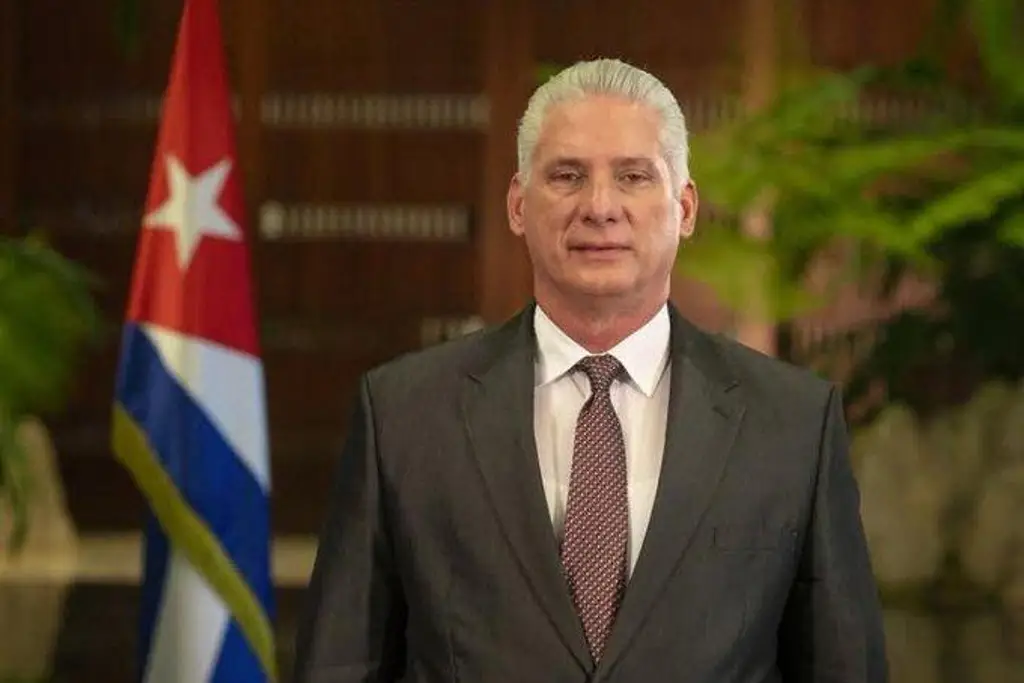 Imagen Díaz-Canel destaca la 'solidaridad' de México tras la llegada de 814 toneladas de víveres