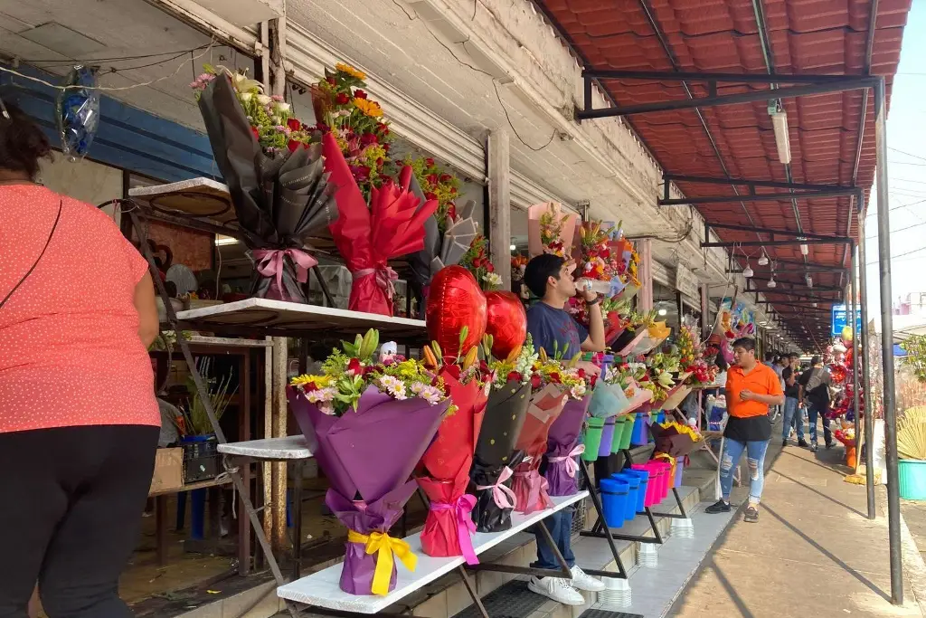 Imagen Carnaval de Veracruz baja ventas de San Valentín en mercado Hidalgo