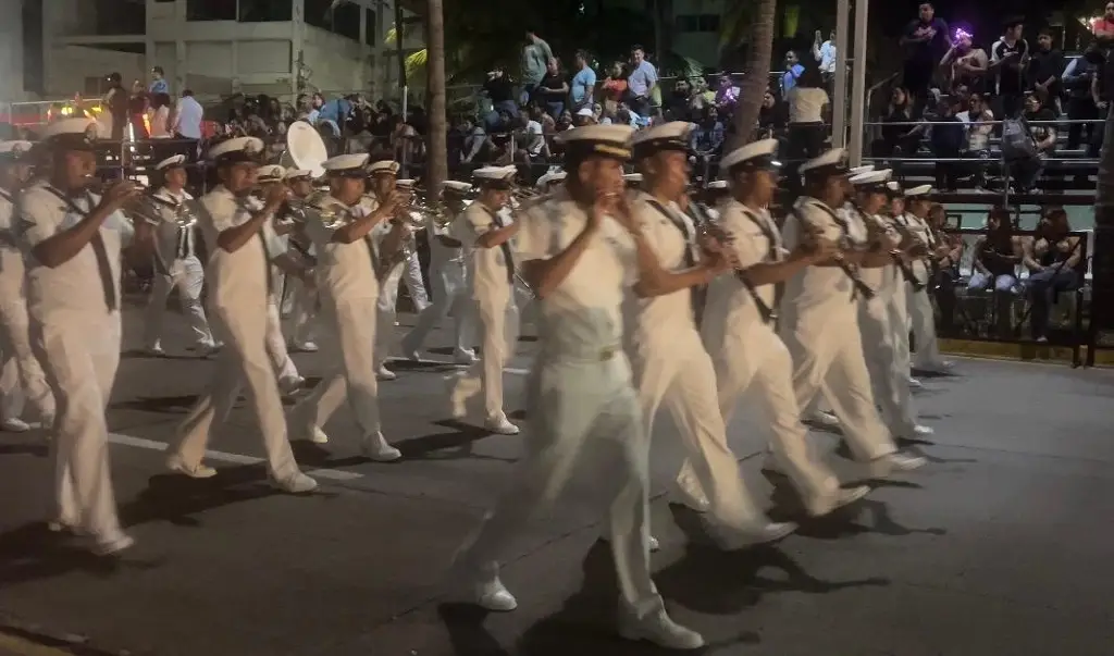 Imagen Así se vivió el tercer desfile del Carnaval de Veracruz 2026