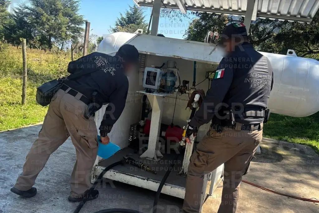 Imagen Decomisan 2 mil litros de gas LP clandestino en Jilotepec, Veracruz