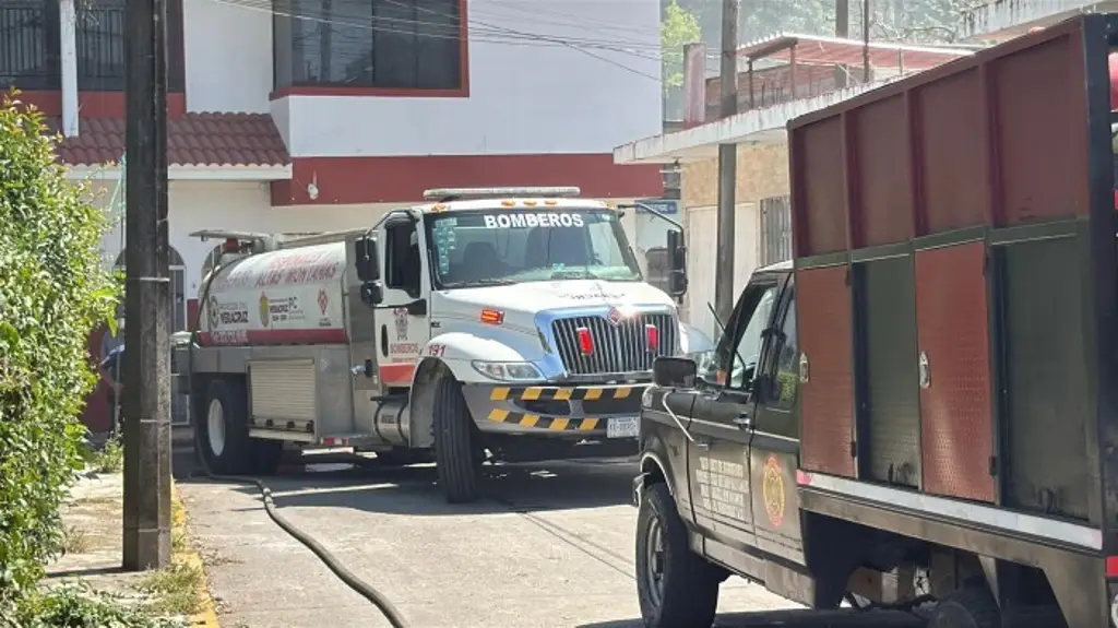 Imagen Incendio consume casa en colonia de Río Blanco, Veracruz; así habría iniciado 