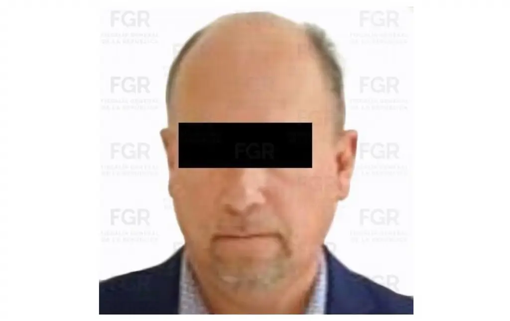 Imagen Detienen a contador de Emilio Lozoya, exdirector de Pemex