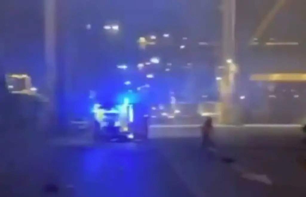 Imagen Ataques iraníes dejan un muerto y once heridos en los aeropuertos de Abu Dabi y de Dubái