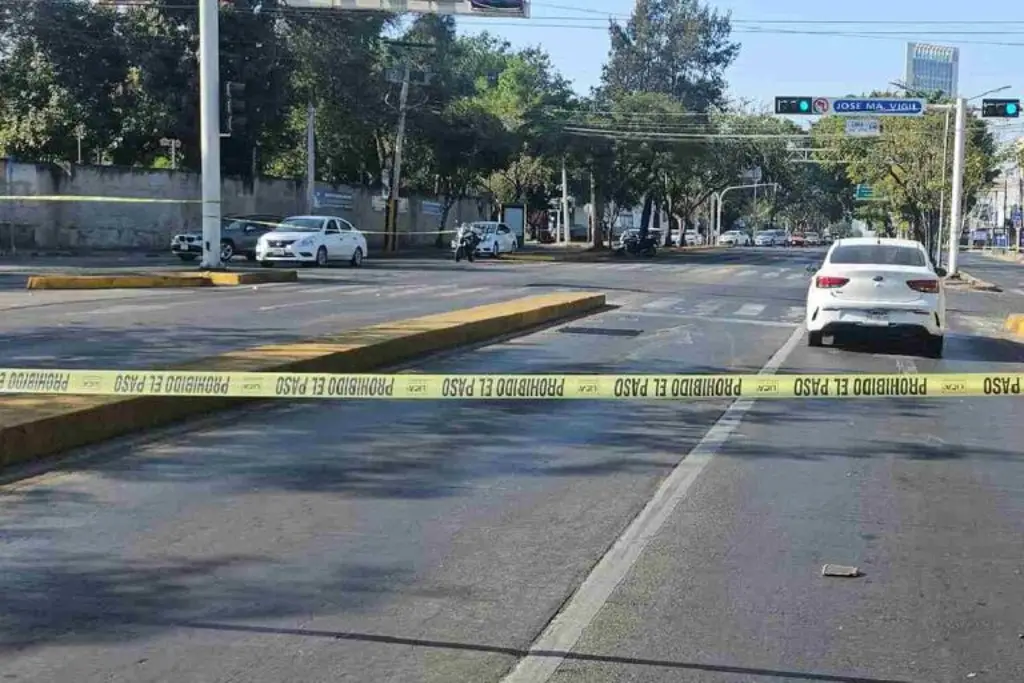 Imagen Balacera y movilización en Guadalajara: delincuentes arrojaron ponchallantas