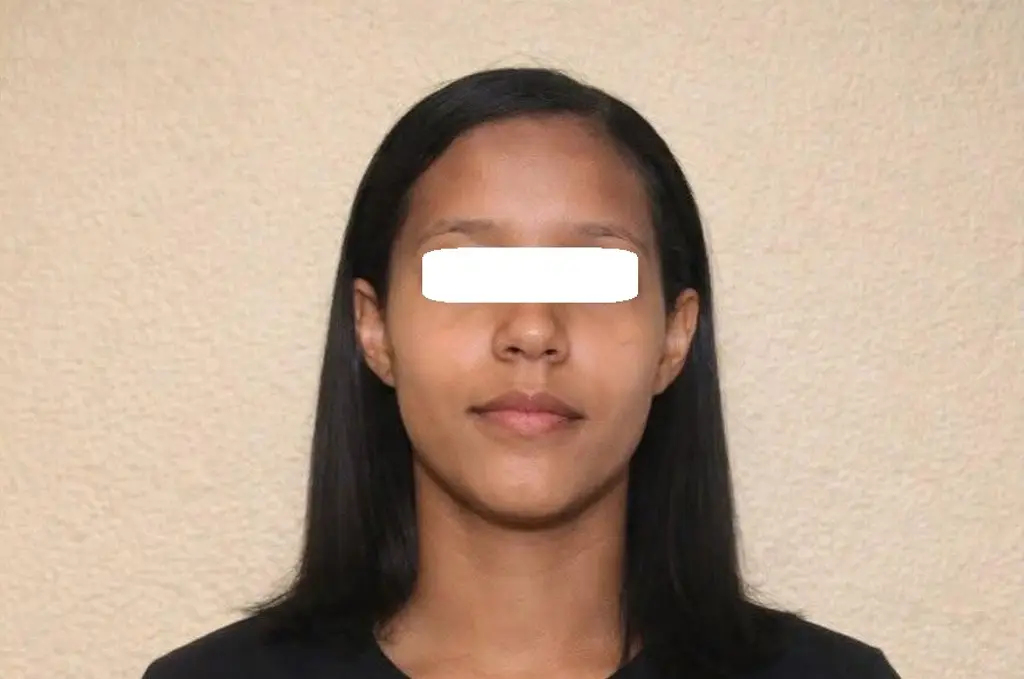 Imagen Arrestan a profesora de preescolar por obligar a menor a tragar su propio vómito, en República Dominicana