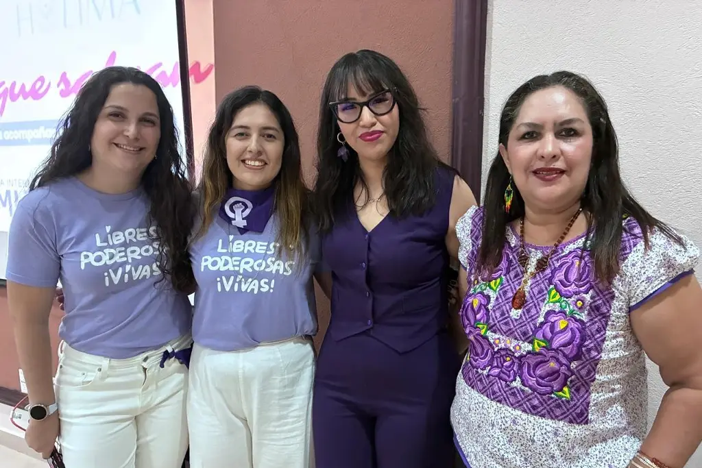 Imagen Dan taller para acompañar a mujeres que están en crisis por violencia en Veracruz