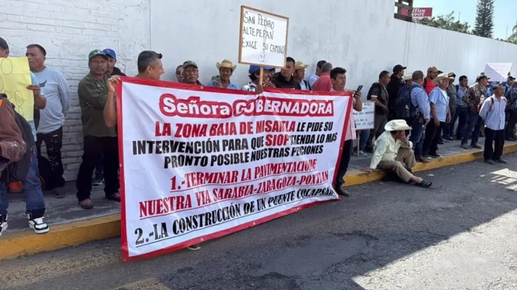 Imagen Exigen pavimentación en camino que conecta Martínez de la Torre–Plan de Arroyos