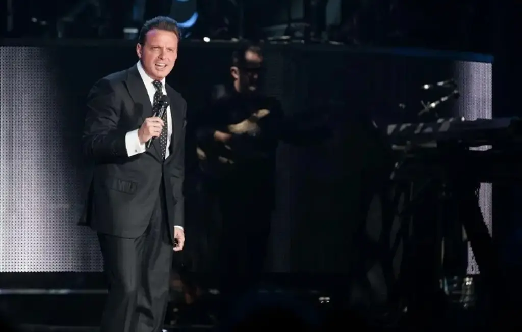 Imagen ¡Igualitos! Captan por primera vez a hijos de Luis Miguel y Aracely Arámbula (+Foto) 