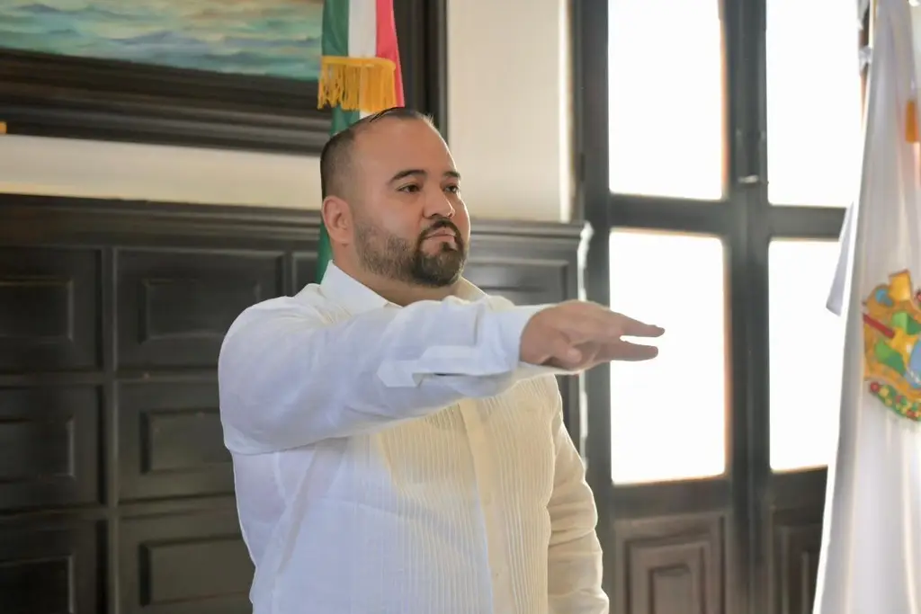 Imagen Manuel Alejandro Serrano es el nuevo tesorero del ayuntamiento de Veracruz 