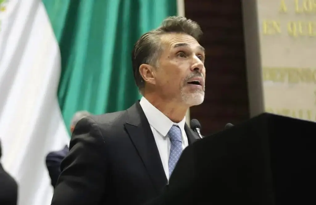 Imagen Sergio Mayer anuncia su regreso a la Cámara de Diputados tras salir de reality show