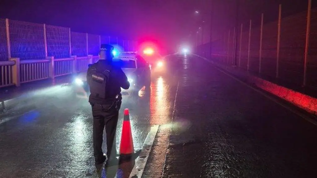 Imagen Cierre por choque de autobuses en la Córdoba-Puebla; reportan lesionados