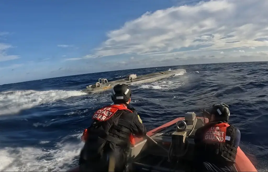Imagen EU frustra contrabando de más de 6 millones de dosis de cocaína en el mar (+Video)