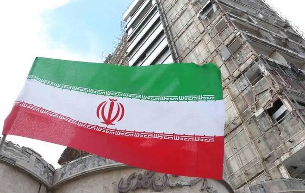 Imagen Ejército iraní amenaza con destruir infraestructura energética de EU tras ataque a isla