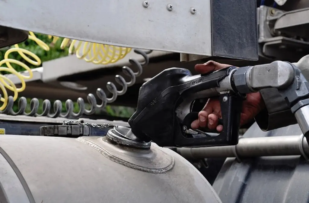 Imagen Hacienda aplica estímulo fiscal al diésel