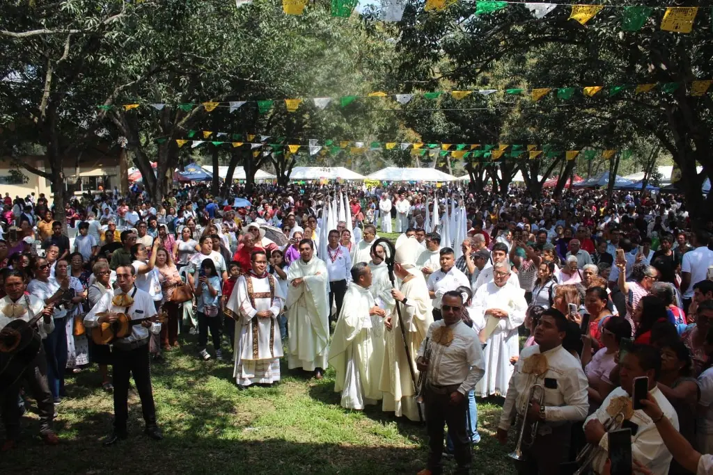 Imagen Más de 5 mil personas celebran Día del Seminario en Veracruz