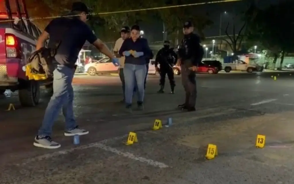 Imagen Atacan a balazos auto con dos mujeres a bordo en el centro de Poza Rica, Veracruz