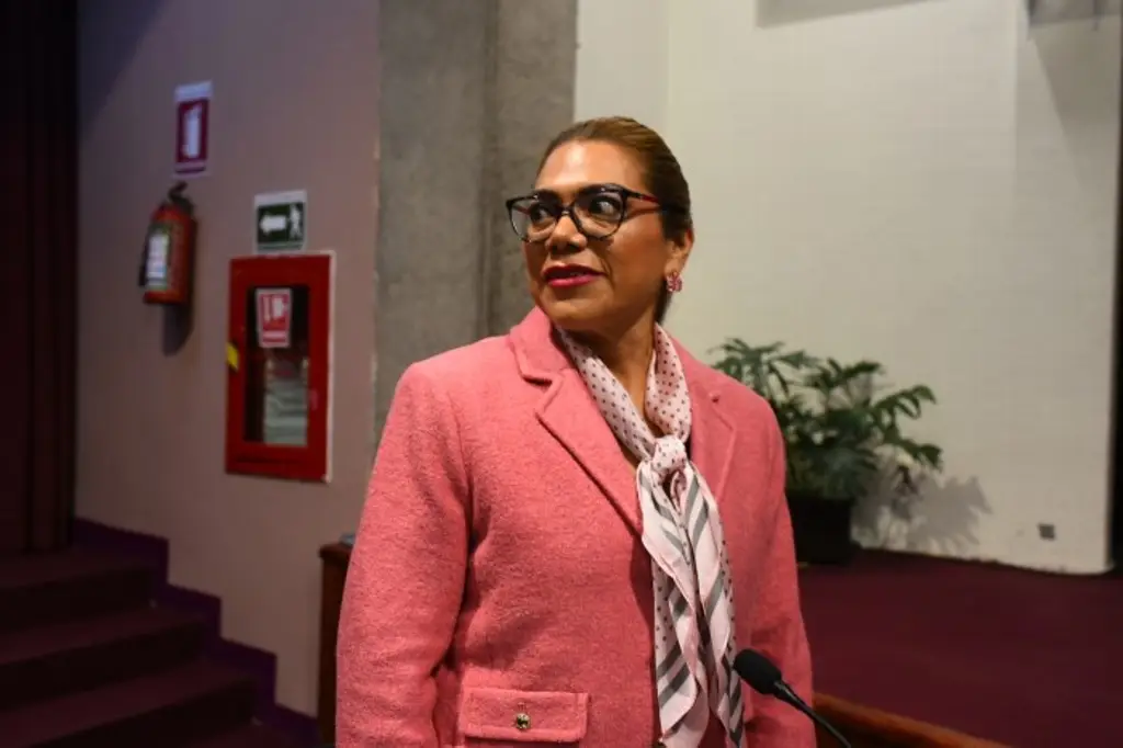 Imagen Fiscal de Veracruz aprueba examen de control y confianza