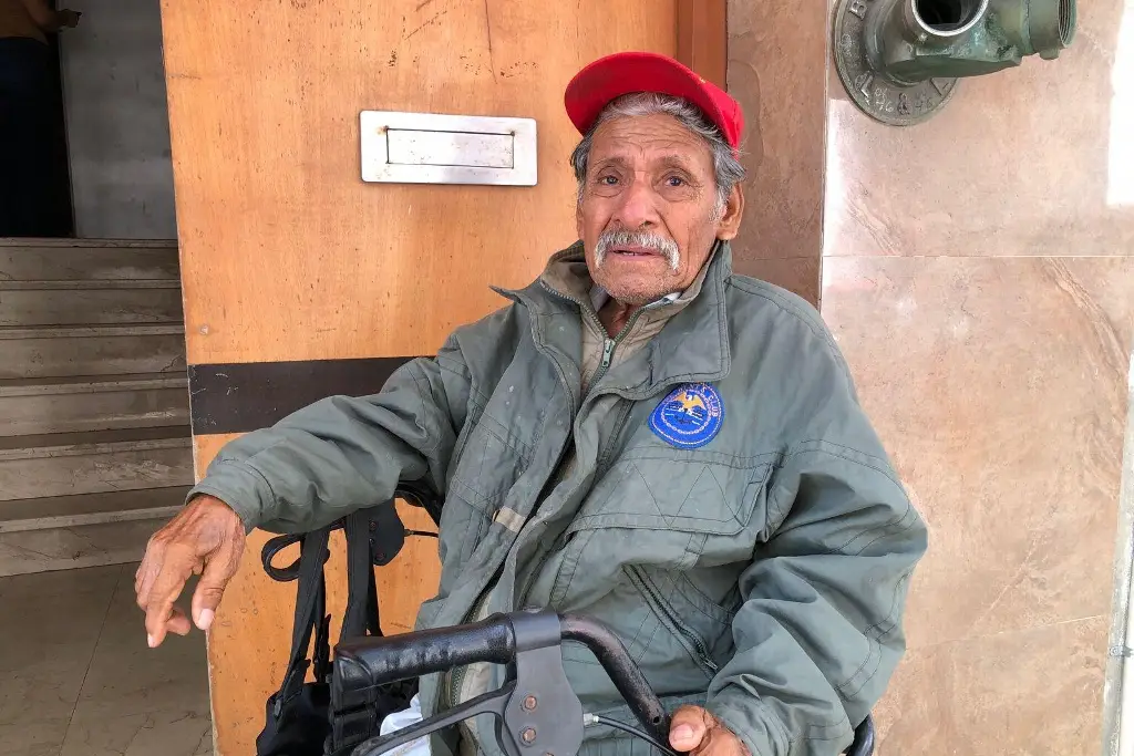 Imagen 'Mi triciclo era mi herramienta de trabajo': Félix 'El Buzo Almeja' fue víctima de robo